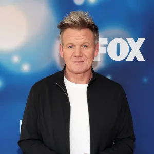 Gordon Ramsey Cuddles Up With 2 Youngest Sons to Kick Off Family Holiday