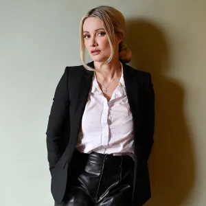 Holly Madison Diagnosed With High-Executive Functioning Autism: 'Been Suspicious of It for a While'