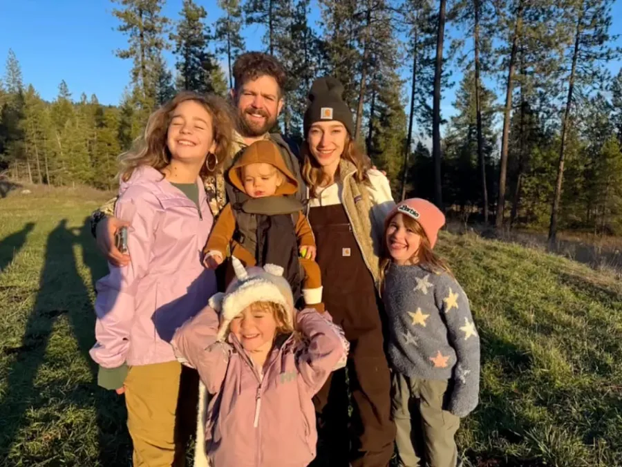 David and Victoria Beckham, Jana Kramer and More Stars Are Feeling Jolly on Christmas 2023