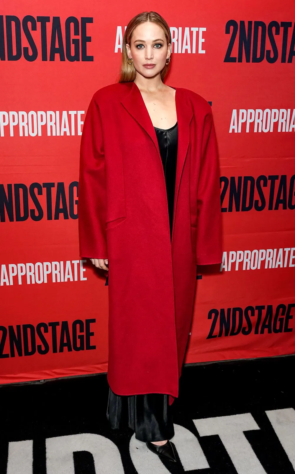 Jennifer Lawrence Dons a Festive Pop of Red to the Opening Night of Broadway&rsquo;s &lsquo;Appropriate&rsquo;