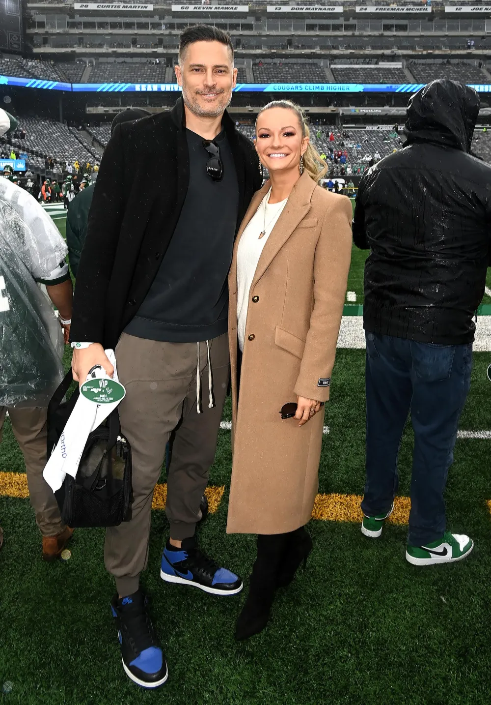 Joe Manganiello and Girlfriend Caitlin O&rsquo;Connor Attend New York Jets Game Shortly After Making Debut