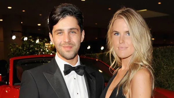 Josh Peck Reveals Wife Paige O Brien Makes Him Eat Cereal In a Separate Room I m a Loud Chewer 953