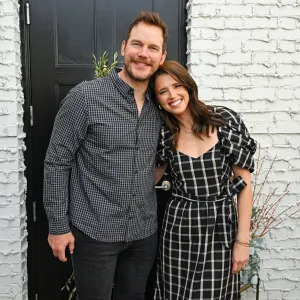 Katherine Schwarzenegger and Chris Pratt Daughters Had Very Different Reactions to Santa Claus