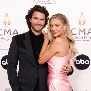 Kelsea Ballerini and Chase Stokes Are Horny for Christmas
