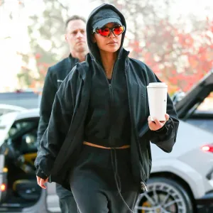 Kim K in Flip Flops