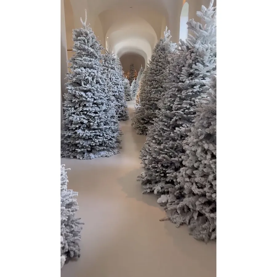 Kim Kardashian Kardashian-Jenner 2023 Christmas Decor