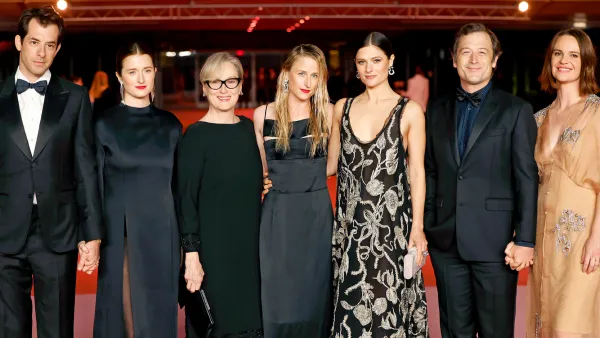 Meryl Streep Makes Steps Out With All 4 Kids at Academy Museum Gala