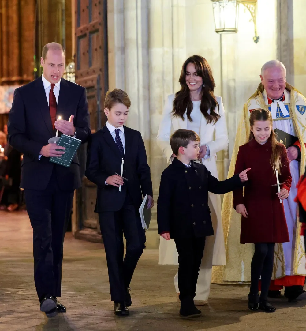 Prince William and Kate Middleton Get in Festive Spirit With All 3 Kids at Royal Christmas Concert 028