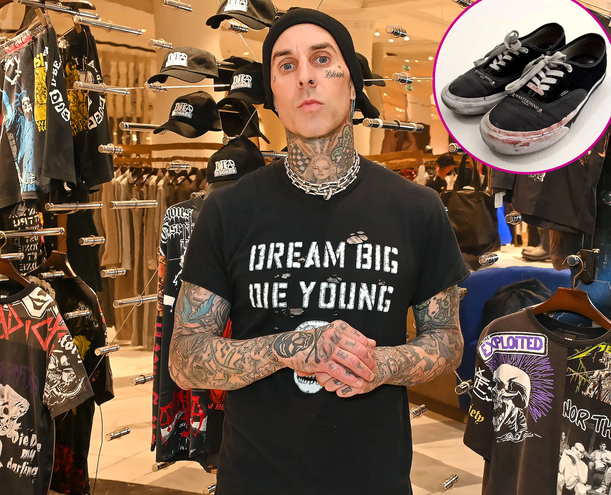 Promo Travis Barker Sells His Bloody Vans 2
