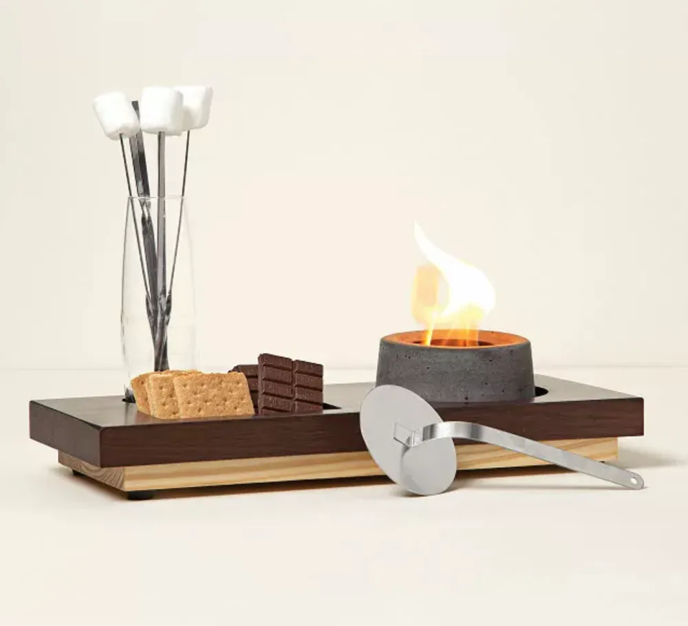 Patrick Fitzpatrick&rsquo;s Indoor S'mores Fire Pit