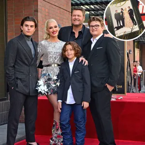 See Blake Shelton and Gwen Stefani Christmas Card