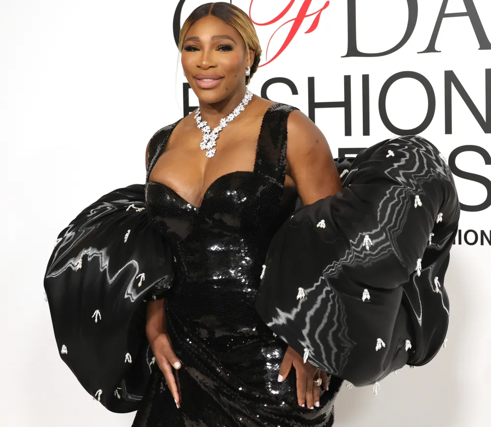 Serena Williams Breaks Down Totally Weird Method of Soothing Her Sunburn