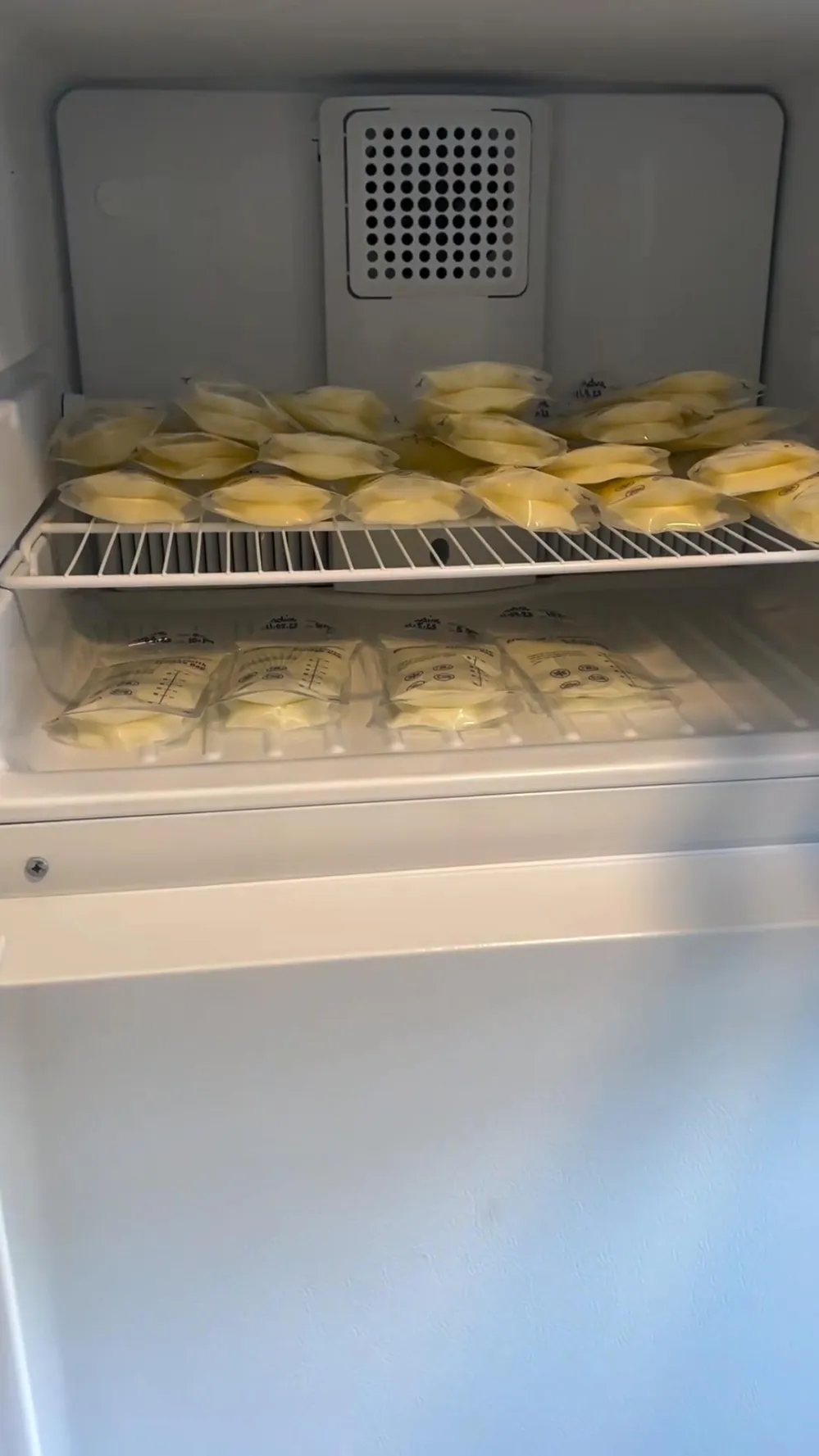 Serena Williams Is Donating Her Leftover Breast Milk Someone Out There Is Getting Some Super Soldier Milk 515 519