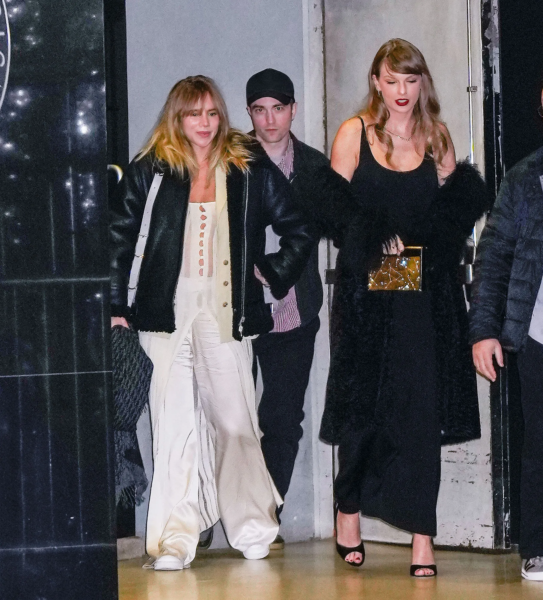 Suki Waterhouse and Robert Pattison Make 1st Public Appearance Since Announcing Her Pregnancy