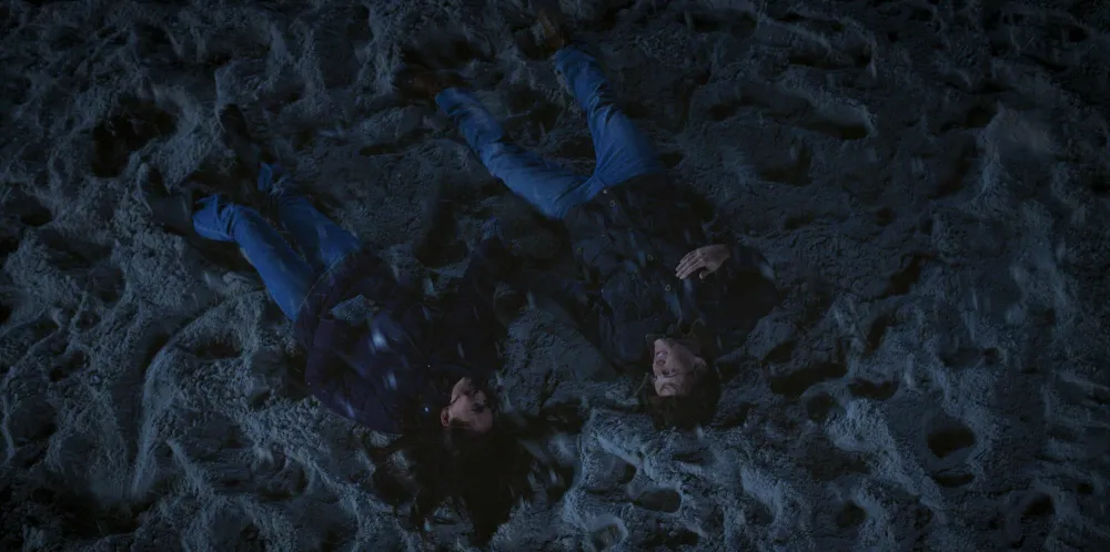 Summer I Turned Pretty EP Defends Absence of Taylor Swifts Snow On the Beach in Iconic Scene