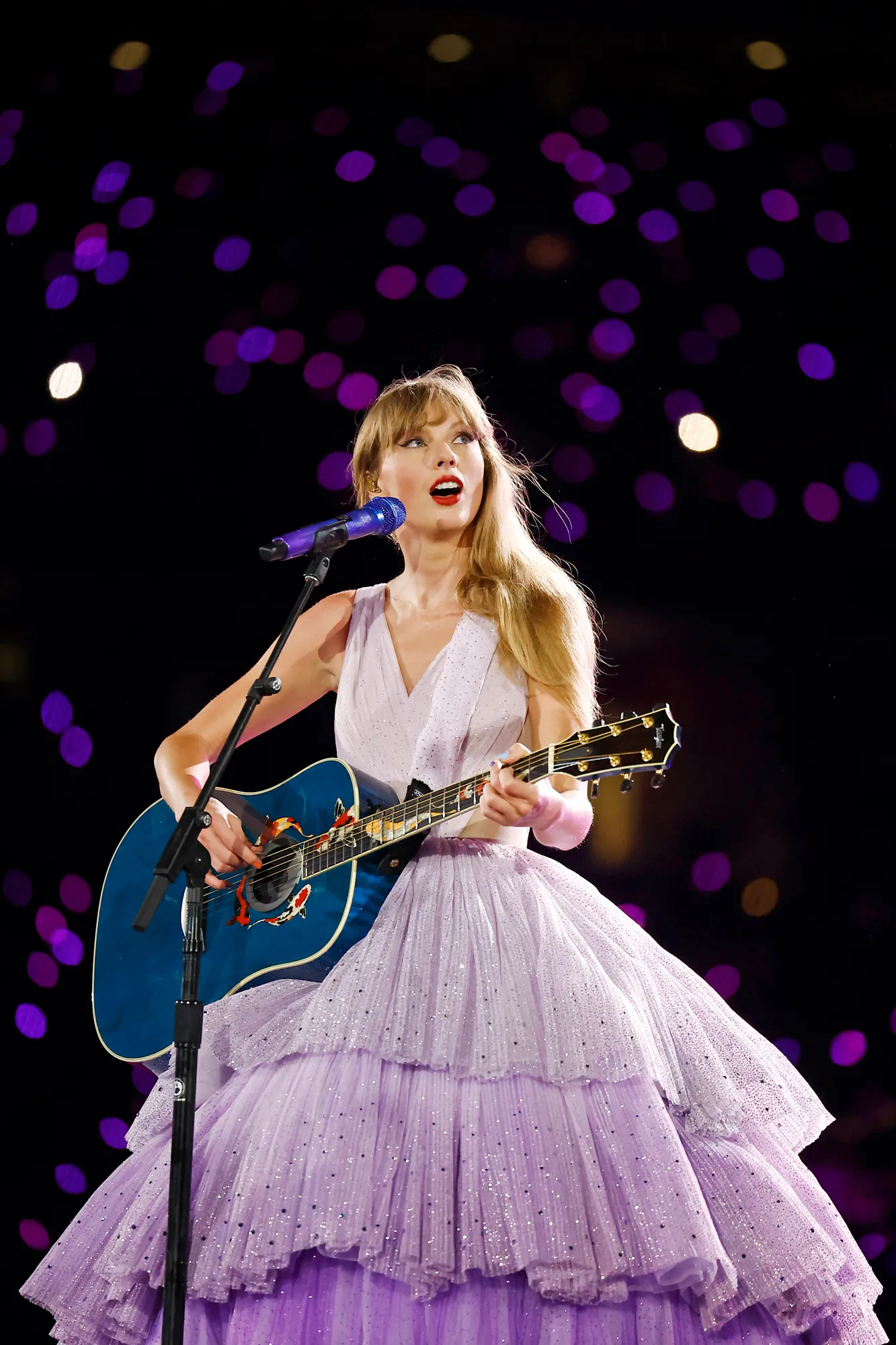 Taylor Swift Is So Moved By the Words of a Single Mom