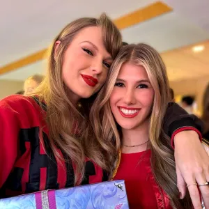 Taylor Swift Receives Birthday Present from Kansas City Chiefs’ Owners