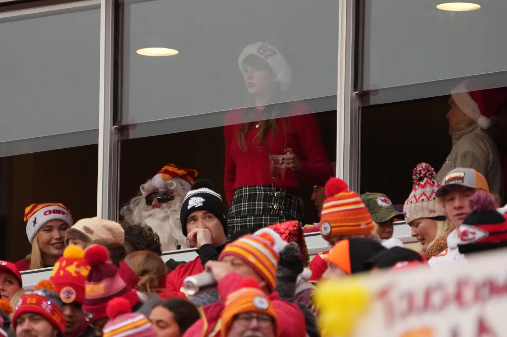 Taylor Swift in a suite during the first half of an NFL football game between the Kansas City Chiefs and the Las Vegas Raiders on December 25, 2023 in Kansas City, Missouri. (Photo by Kirby Lee/Getty Images)