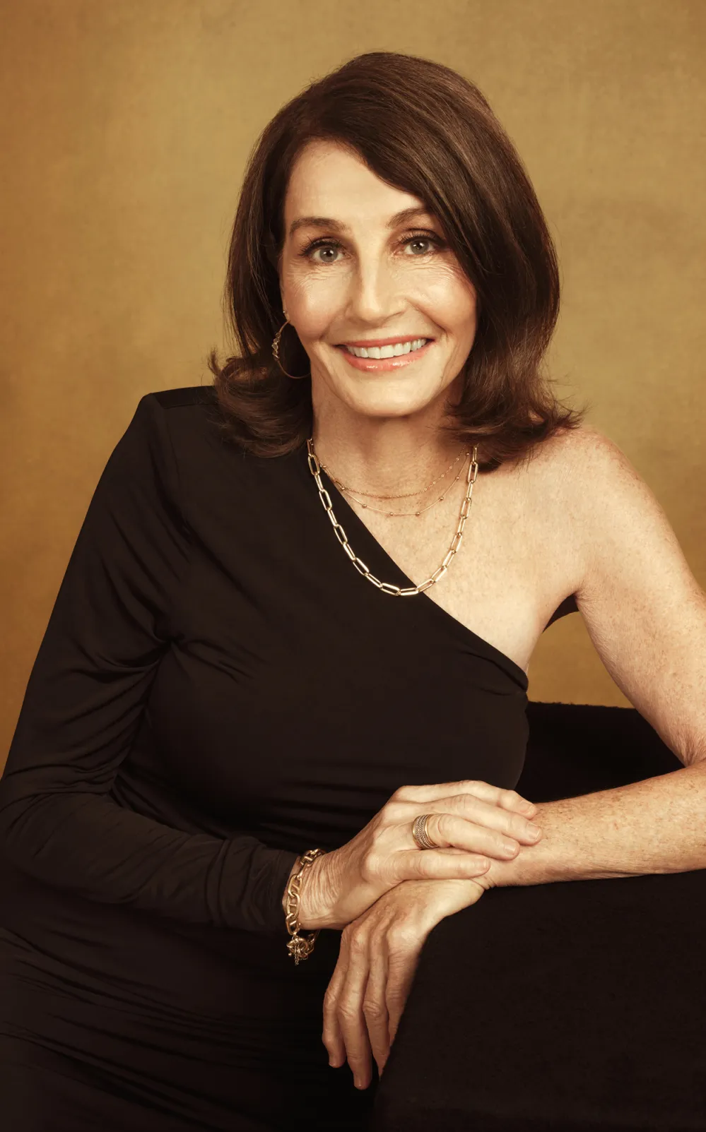 The Golden Bachelor Kathy Swarts Says a 32-Year-Old Slid in Her DMs Because of the Show