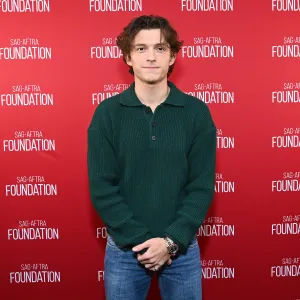 Tom Holland Hints He Won t Play Spider Man Unless He Can Do the Character Justice