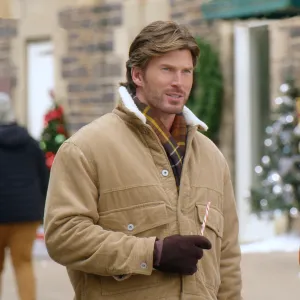 Who Is Christopher Russell