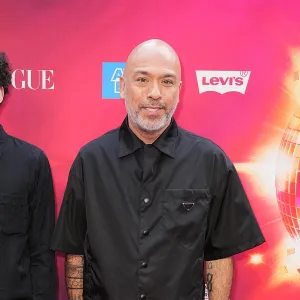 Who Is Jo Koy? 5 Things to Know About the Actor and Comedian Hosting the 2024 Golden Globes 550