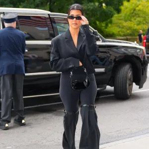 Kourtney Kardashian Is Slowly Easing Back into Workouts Less Than 1 Month After Giving Birth