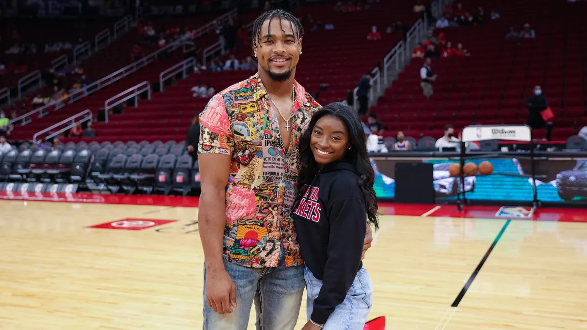 Simone Biles Seemingly Responds to Jonathan Owens Catch Comment Backlash Are Y'all Done Yet