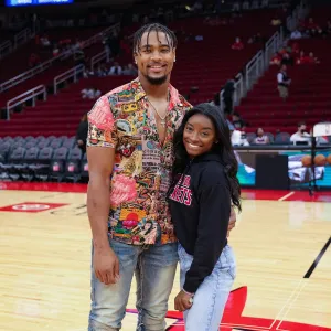 Simone Biles Seemingly Responds to Jonathan Owens Catch Comment Backlash Are Y'all Done Yet