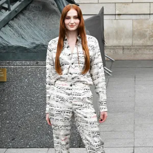 Sophie Turner Will Celebrate Christmas With Her 2 Daughters In UK Amid Joe Jonas Divorce