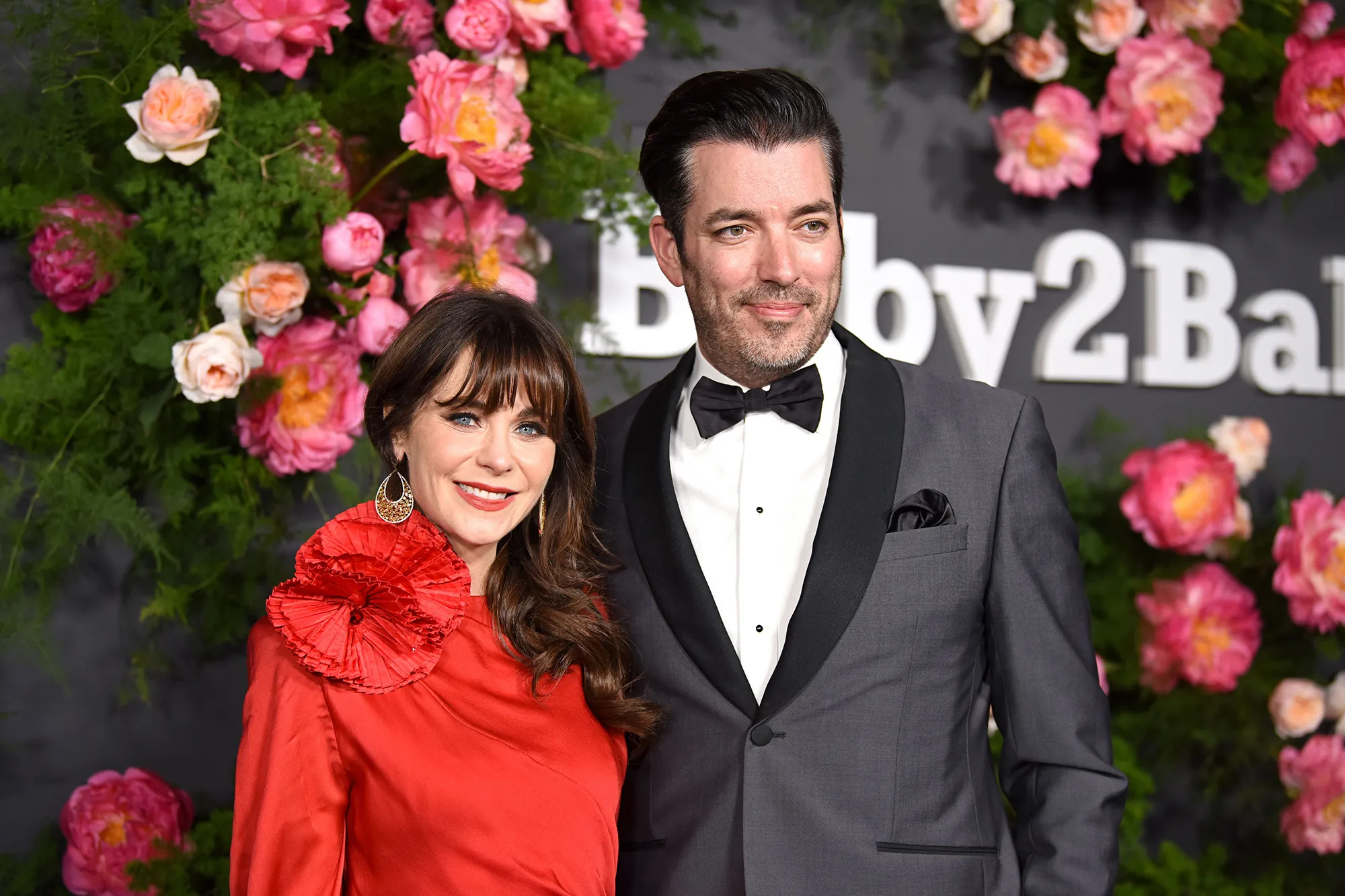 Jonathan Scott Watches Fiancee Zooey Deschanel in ‘Elf’: ‘What Can I Say It’s My Fav’