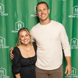 shawn johnson gives birth number 3