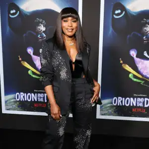 Angela Bassetts fashion gallery