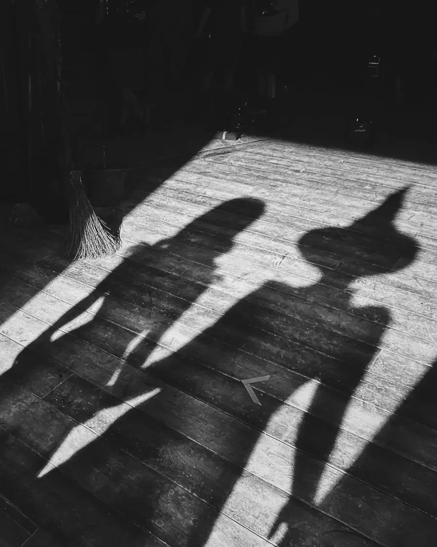 Ariana Grande and Wicked Cast Mark End of Filming