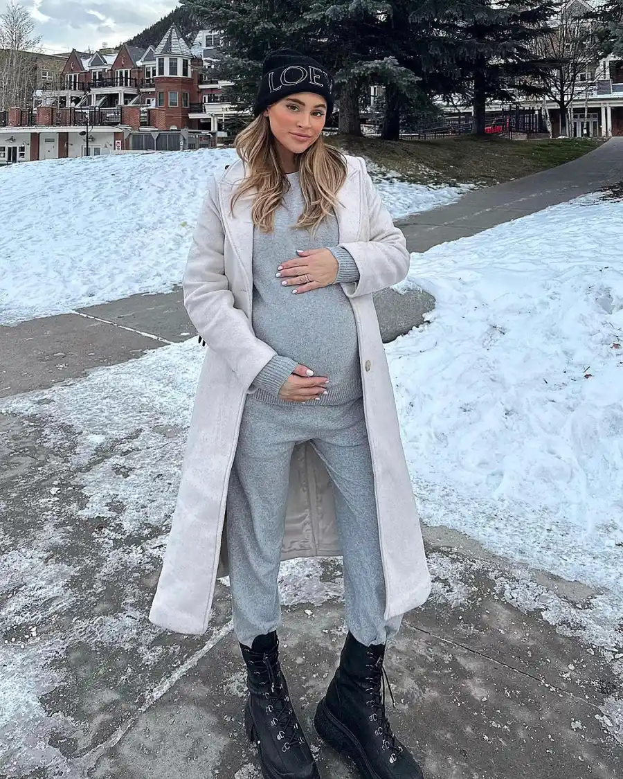 Bachelor Alum Amanda Stanton and Husband Michael Fogel s Relationship Timeline 158