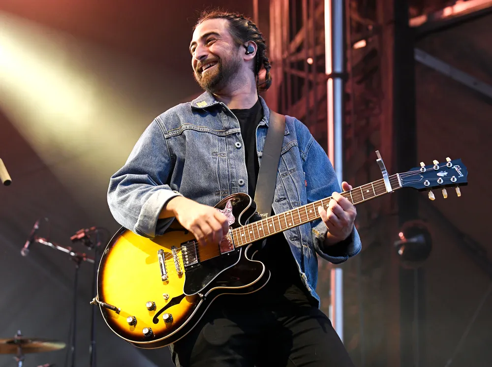 Best New Artist Nominee Noah Kahan Has the Perfect Drinking Game for His 1st Grammy Awards