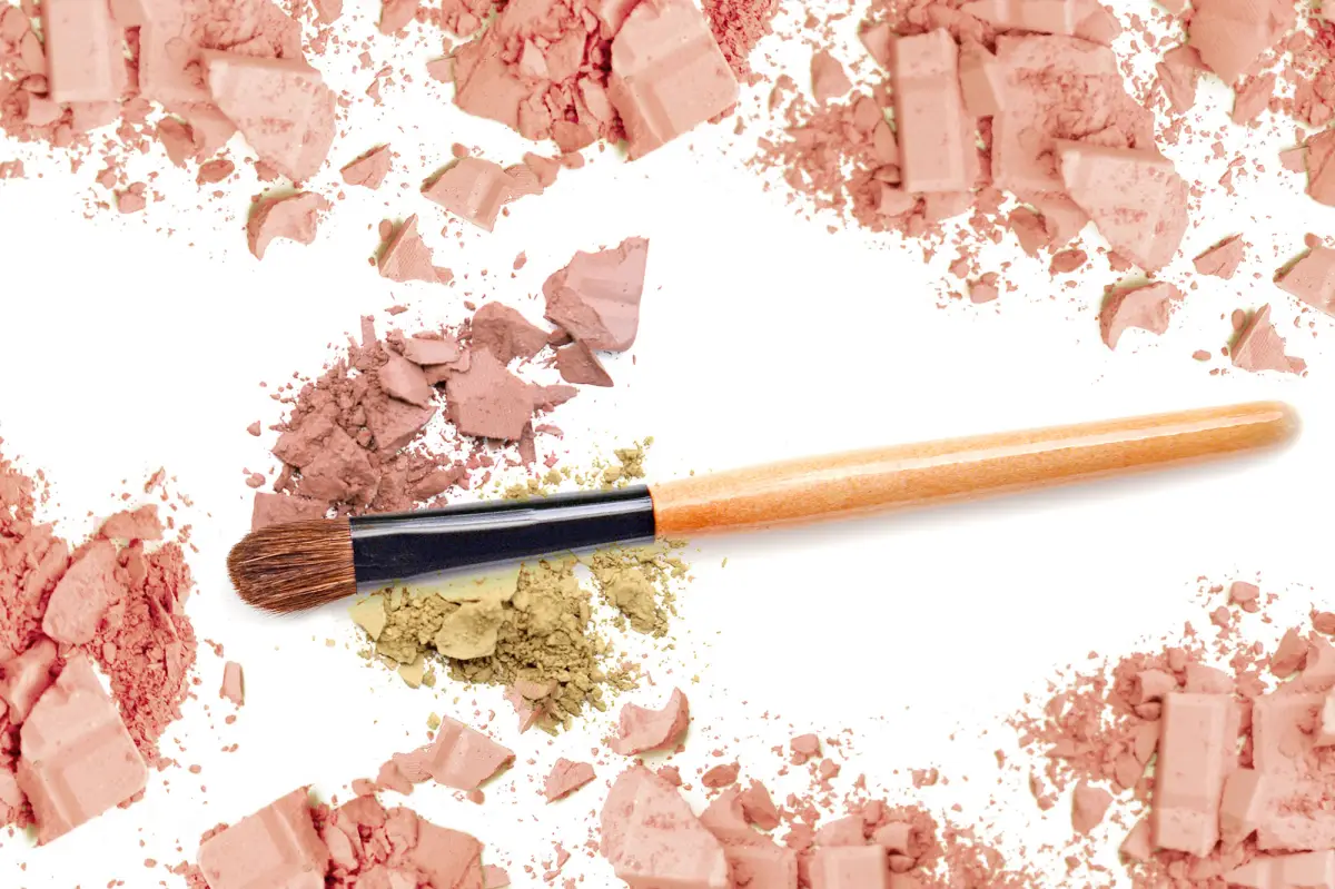 Make up cosmetic blushes and crushed powder.