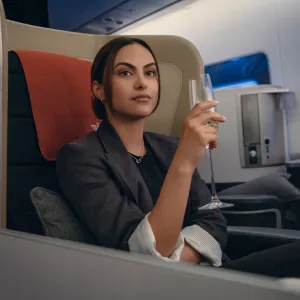 Camila Mendes Fibs Her Way Through London in New Amazon Film Upgraded