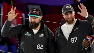 Chiefs Player Chris Jones Is Just Learning How to Pronounce Teammate Travis Kelce Last Name Jason Kelce