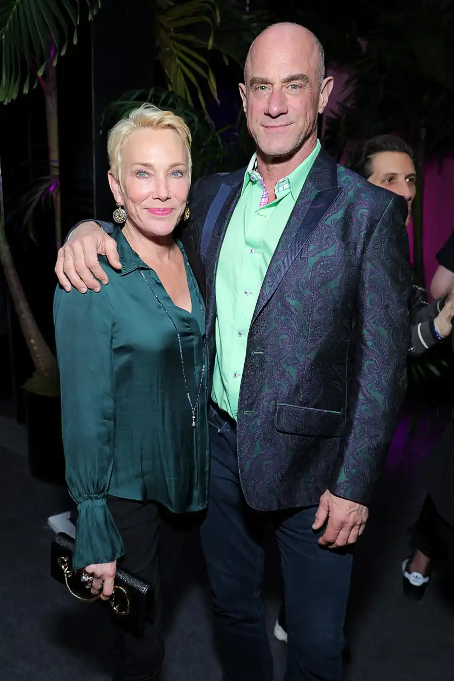 Chris meloni timeline update 994