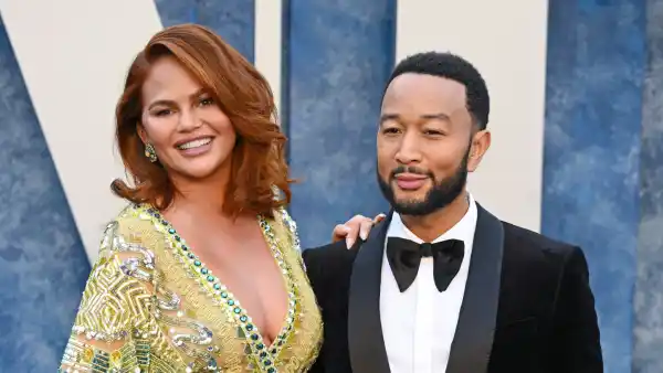 Chrissy Teigen Admits That Her Mind Wanders During Sex With John Legend