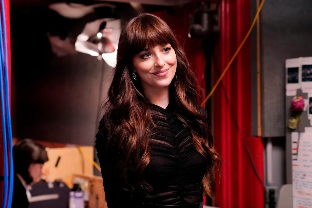 Dakota Johnson and Please Don t Destroy Poke Fun at Their Nepo Truths on Saturday Night Live 205