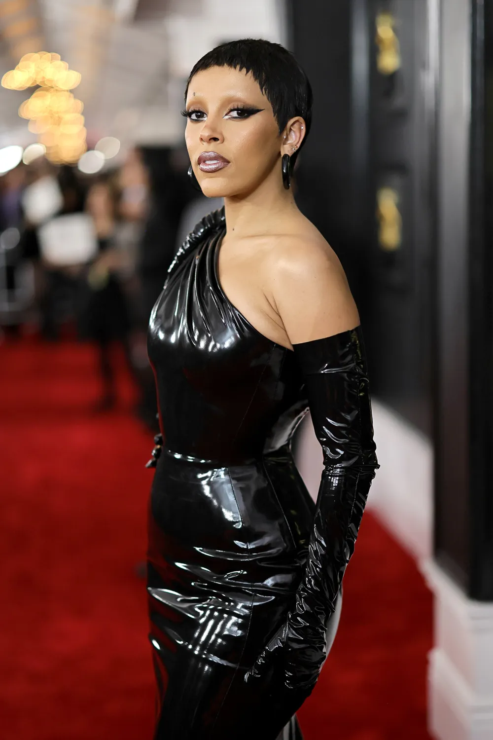 Doja Cat&rsquo;s Mother Claims Singer&rsquo;s Brother Physically and Verbally Abused Her