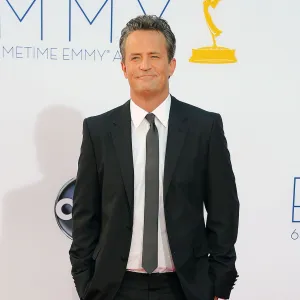Feature Emmys Honors Matthew Perry With Friends Theme Song During In Memoriam 2023 Emmy Awards