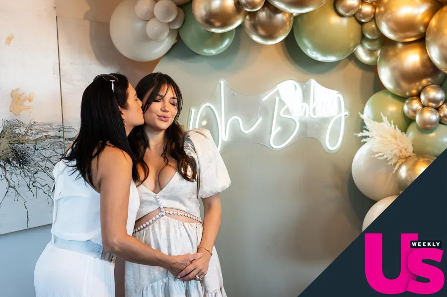 Inside Pregnant Love Is Blind Alum Giannina Gibelli and Boyfriend Blake Horstmann s Baby Shower MS 895