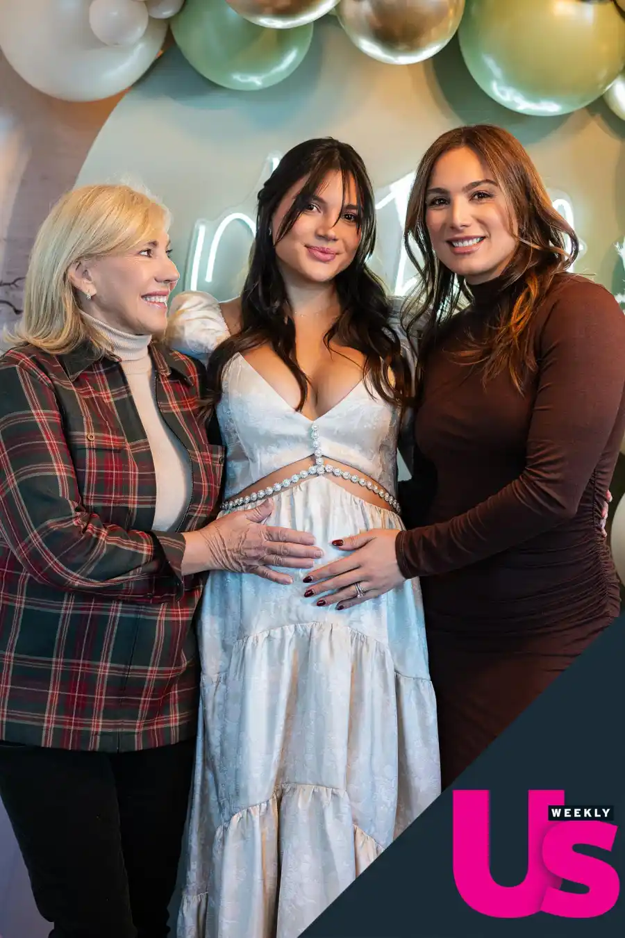 Inside Pregnant Love Is Blind Alum Giannina Gibelli and Boyfriend Blake Horstmann s Baby Shower MS 896