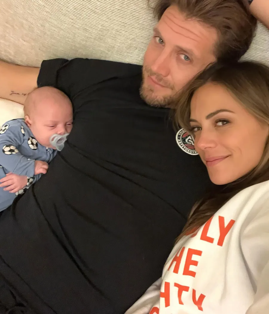 Jana Kramer Stars Counting Down Until 2024