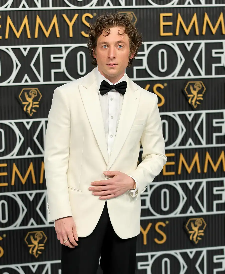 Jeremy Allen Whites Fashion Evolution From Casual to Classy