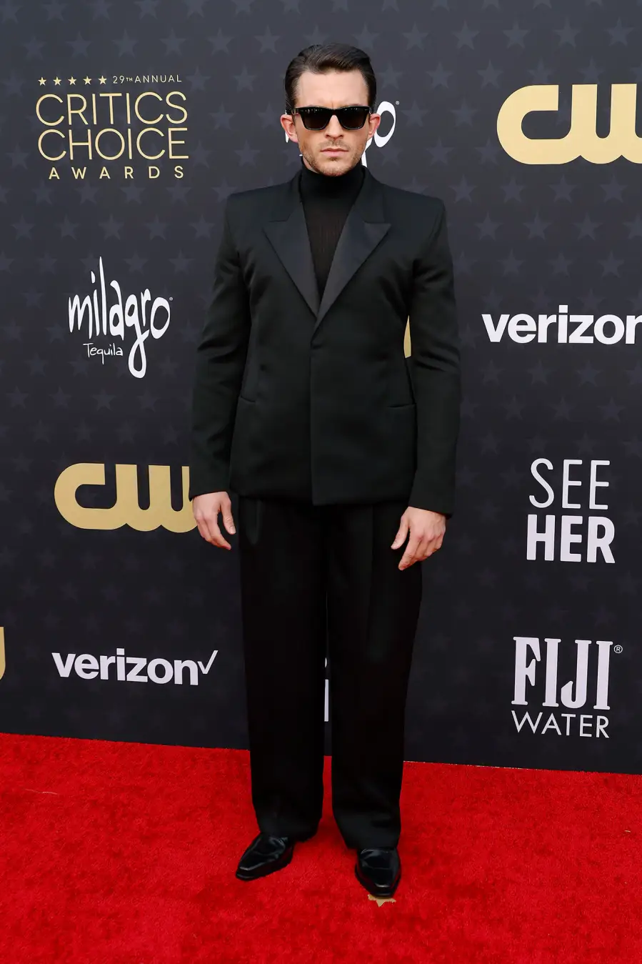 Jonathan Bailey Red Carpet Arrival 2024 Critics Choice Awards