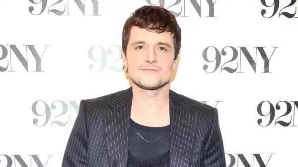 Stars Recall SNL Hosting Debuts